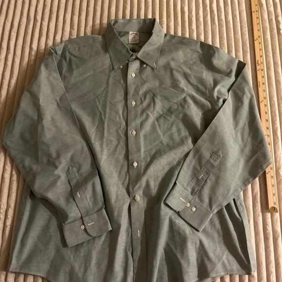 Brooks Brothers Green Casual Button Down Shirt - Picture 1 of 9